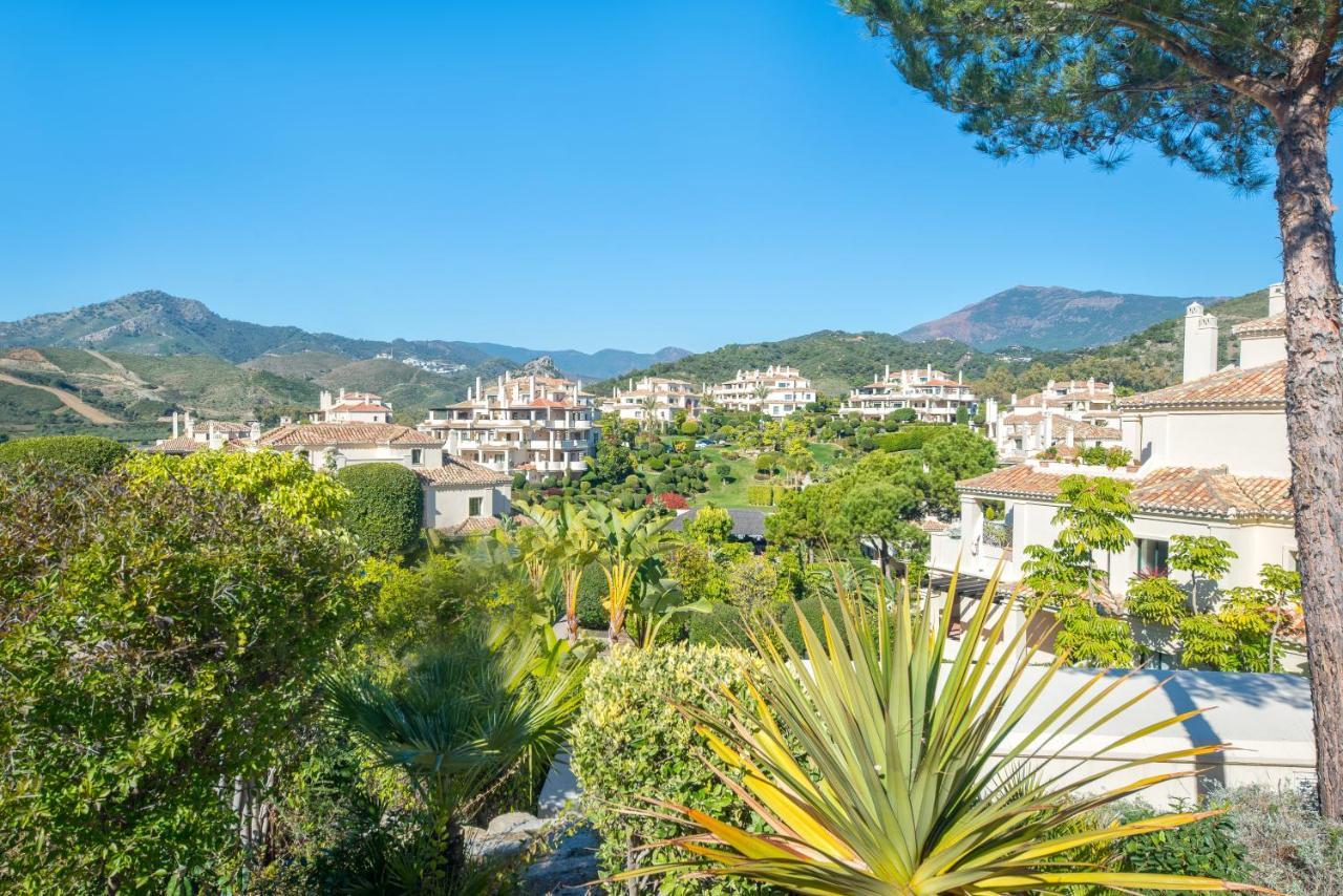 Capanes Del Golf Luxury Apartment Benahavís Exteriér fotografie