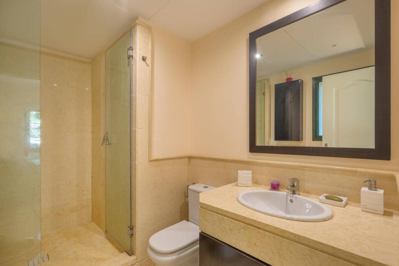 Capanes Del Golf Luxury Apartment Benahavís Exteriér fotografie