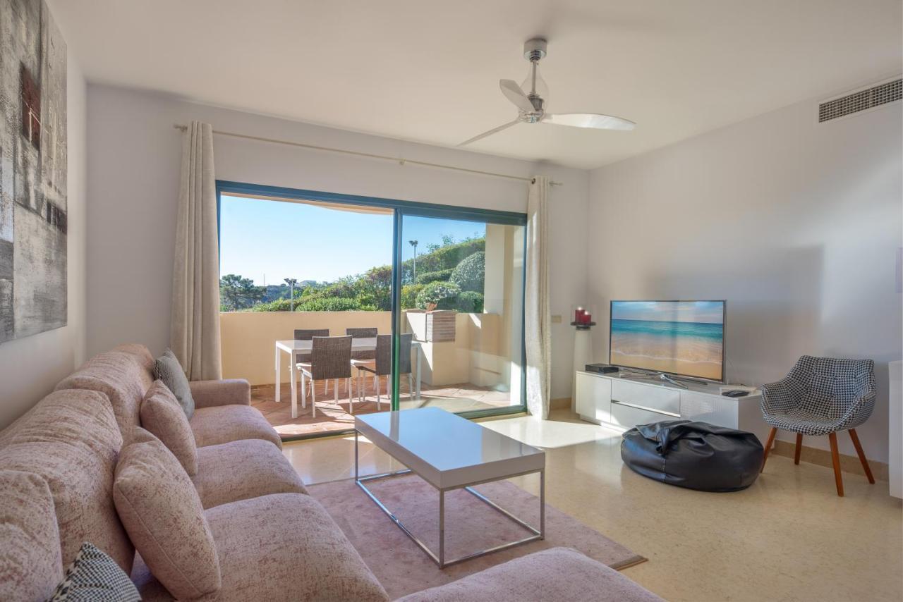 Capanes Del Golf Luxury Apartment Benahavís Exteriér fotografie